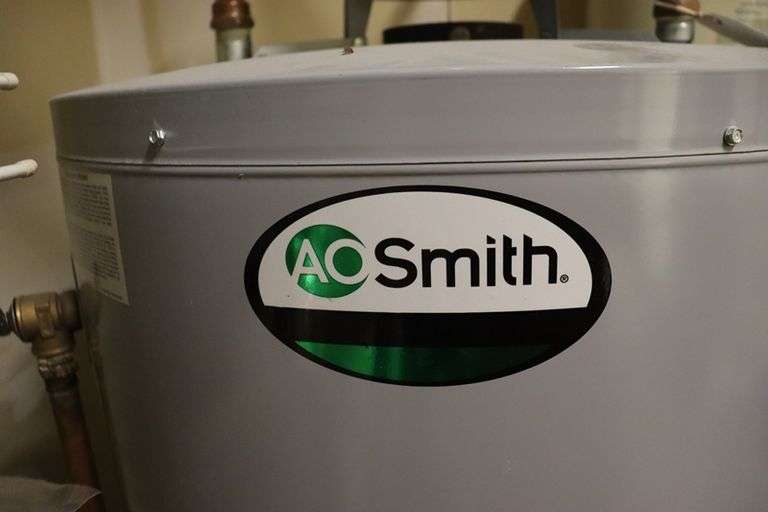 2017 AO Smith PCG-75 300 natural gas water heater