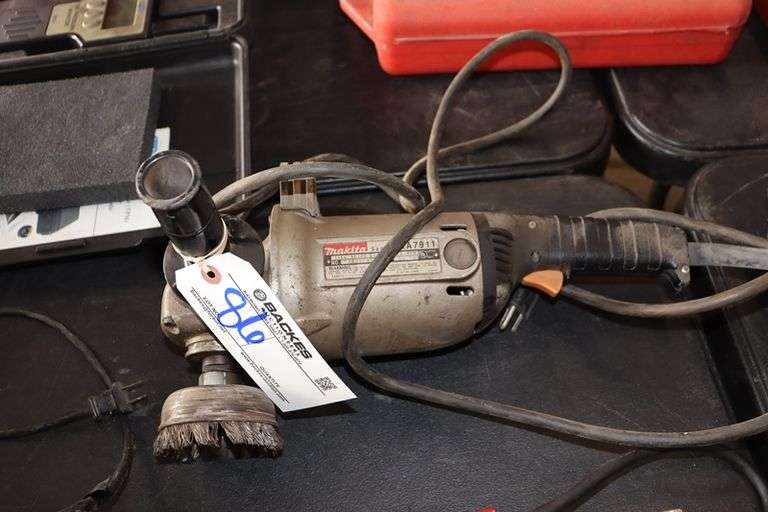 Makita GA7911 electric sander/grinder