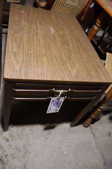 20" x 28" wood end table