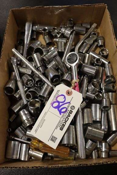 Box to go - Large lot of 1/4"x 3/8"x & 1/2" drive sockets