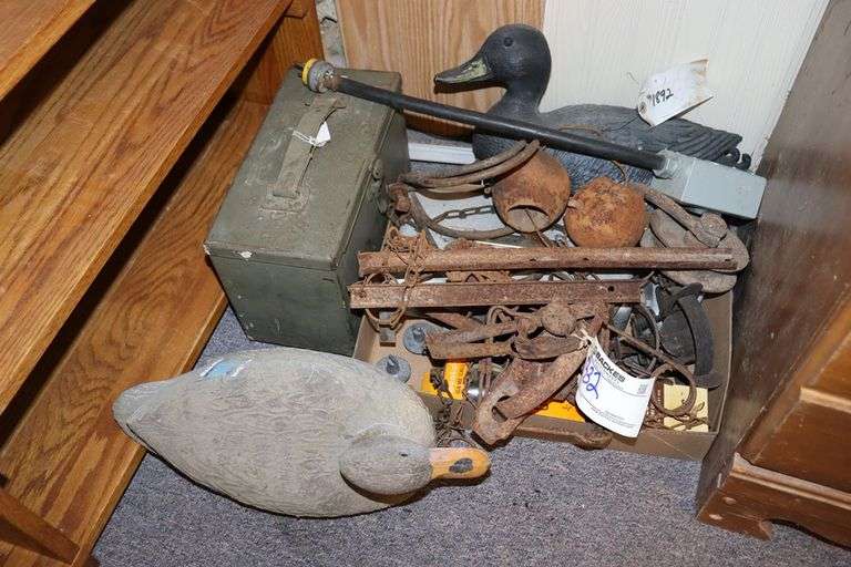 All to go - Duck decoys, ammo box, & more