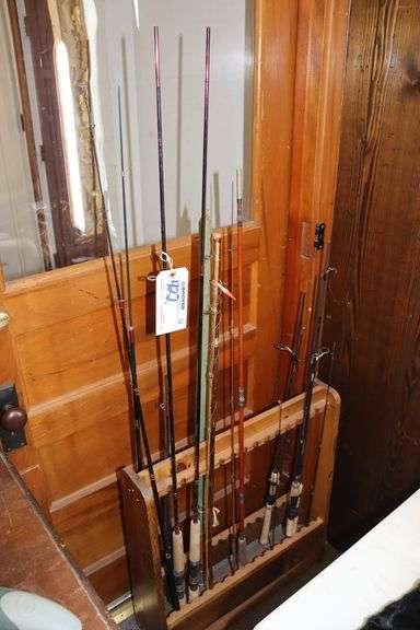 All to go - Fishing poles with rack