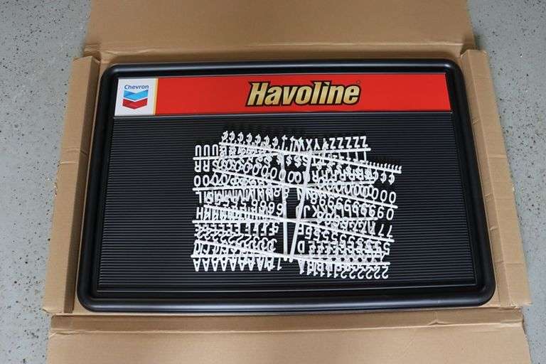 New Chevron Havoline 16" x 32" letter board with letters