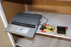 Smith Corona SD780 electric typewriter