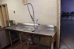 78" stainless left hand soil table