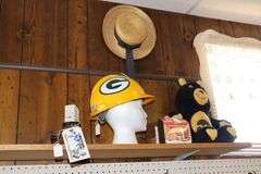 All to go - Hats, toys, & more