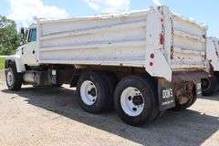 1995 Ford LT9000 tandem axle dump truck, 18k# front axles, 40K# rear axles, 3176 Cat motor, Eaton 10 spd trans, Chief 16' steel box, 553,340 miles, 385/65R22.5 steer tires, 11R/22.5 rear tires, good rubber, rear inner tire off bead, Vin # 1FDZU90S8SVA71756