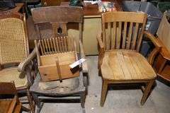 All to go - Wood chairs & magazine holder
