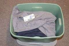 Tote to go - Assorted men's clothes
