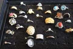 All to go - Assorted rings with display boards