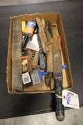 Box to go - Files & wire brushes