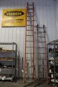 Louisville 24' fiberglass extension ladder