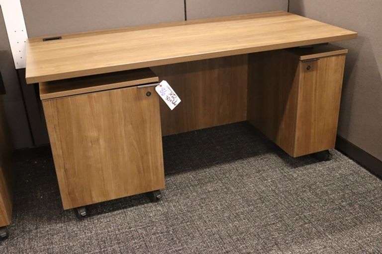 Times 2 - 30" x 66" wood laminate portable adjustable height office desk - excellent