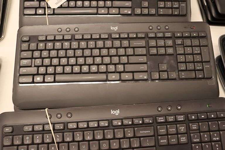 All to go - 10 Logi CPU keyboards