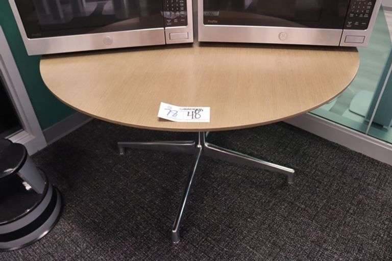 48" round wood top table