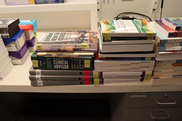 All to go - Assorted nursing books