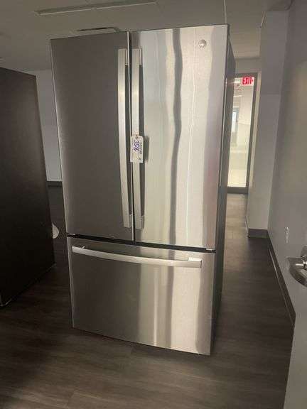 GE GNE27JYMKFFS stainless 2 door top mount refrigerator - nice  - doors will most likely have to be taken off to remove
