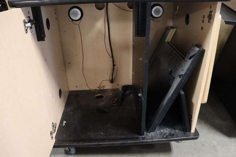38" Wide Sympodium portable lectern podium - AS IS - broken caster