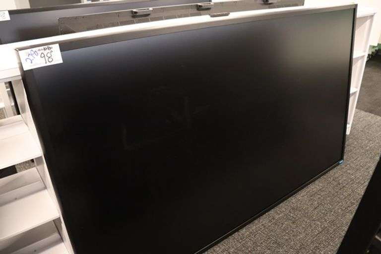 Christie UHD982-P LCD panel monitor with remote