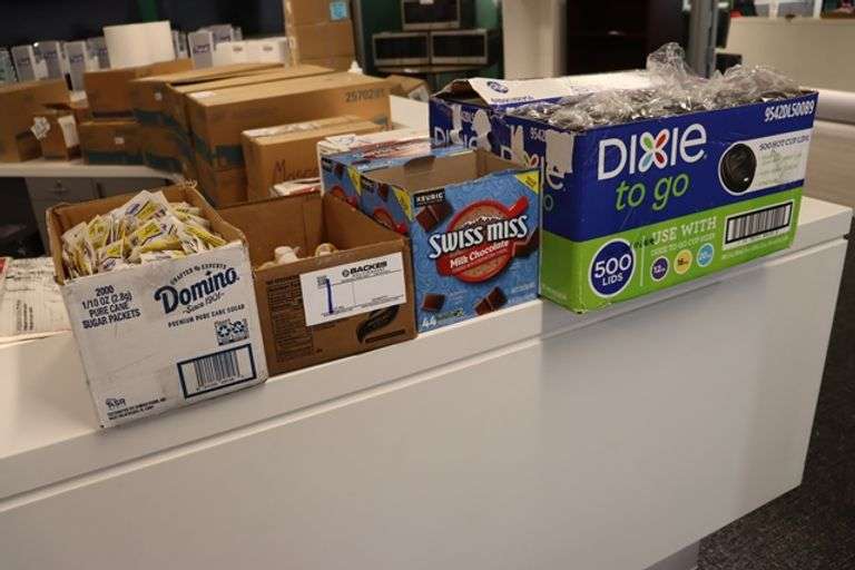 All to go - Coffee creamer, Dixie lids, & more