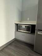 2021 GE PES7227SL4SS stainless microwave - 1100 watt - needs cleaned