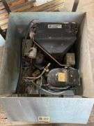 10' x 10' walk in cooler - no floor - already disassembled - appears good