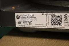 2021 GE PES7227SL4SS stainless microwave - 1100 watt - needs cleaned