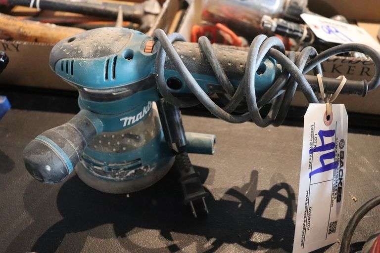Makita electric palm sander no dust bag Backes Commercial Auctioneers