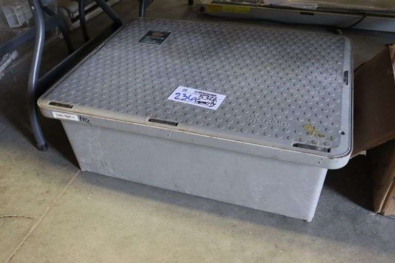 53 lb. Endura poly grease trap Backes Commercial Auctioneers
