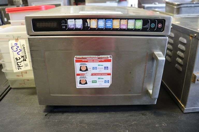 Amana HDC18SD2 stainless microwave Backes Commercial Auctioneers