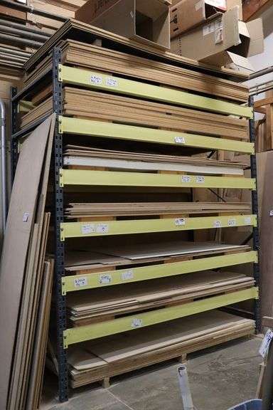 Section of 4' x 8' x 10' tall pallet racking with wood runners - Backes ...