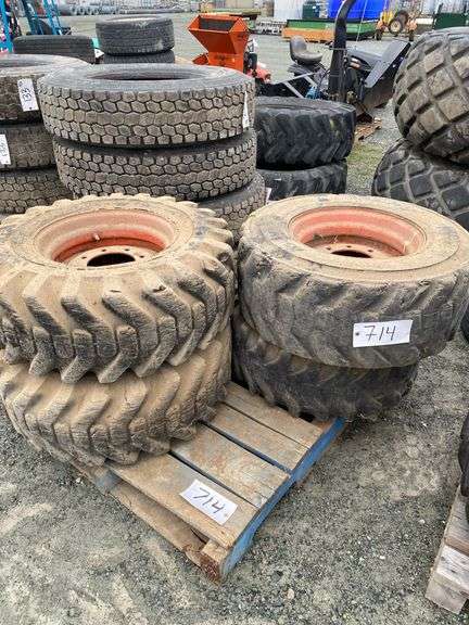 4x Bobcat Tires With Rims 12 x 16.5