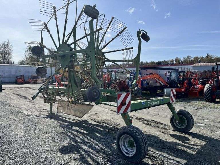 2004 Krone Swadro 881 Center Delivery Rake
