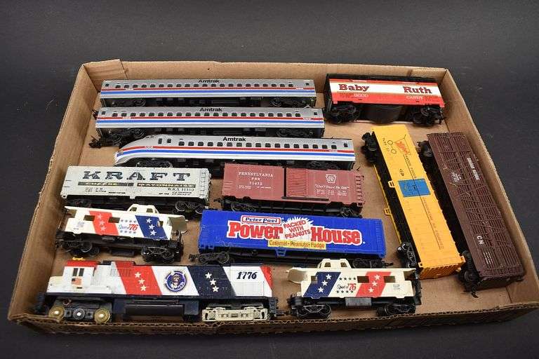 Assorted HO Scale Train Cars BHD Auctions