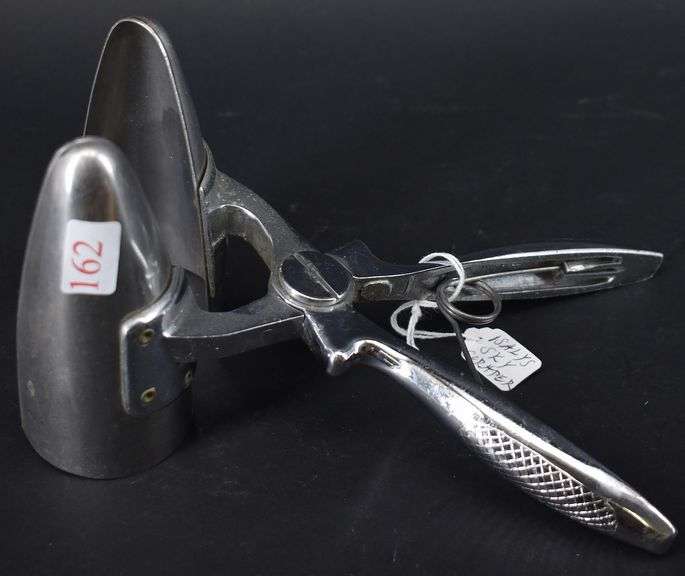 Islay's Sky Scraper Ice Cream Scoop BHD Auctions