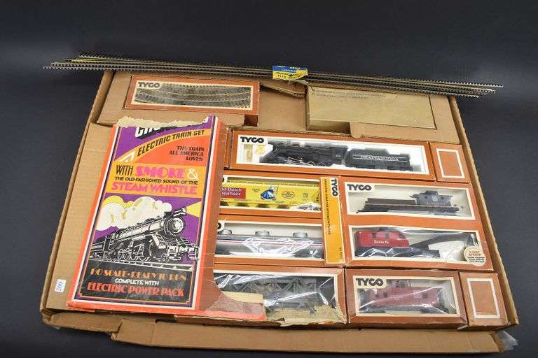 Tyco HO Scale Train Set BHD Auctions
