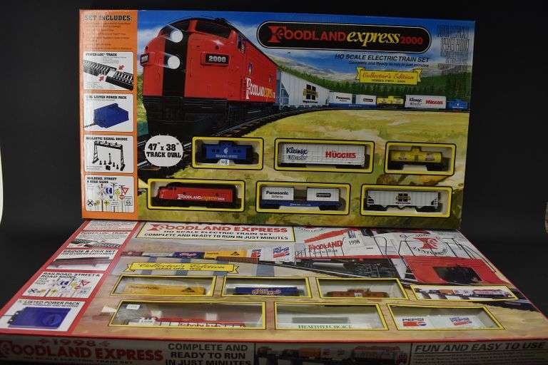 2 HO Scale Complete Train Sets Foodland Express BHD Auctions