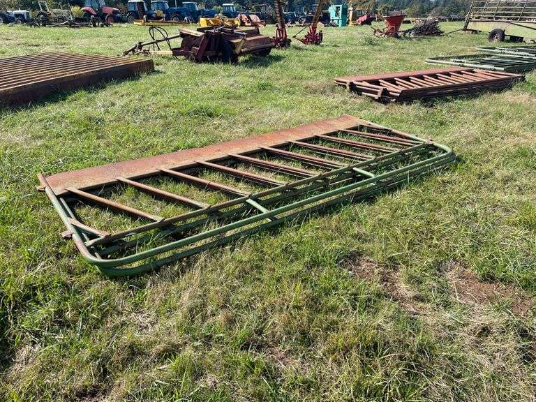 Powder River Feeder Panels Booker Auction Company