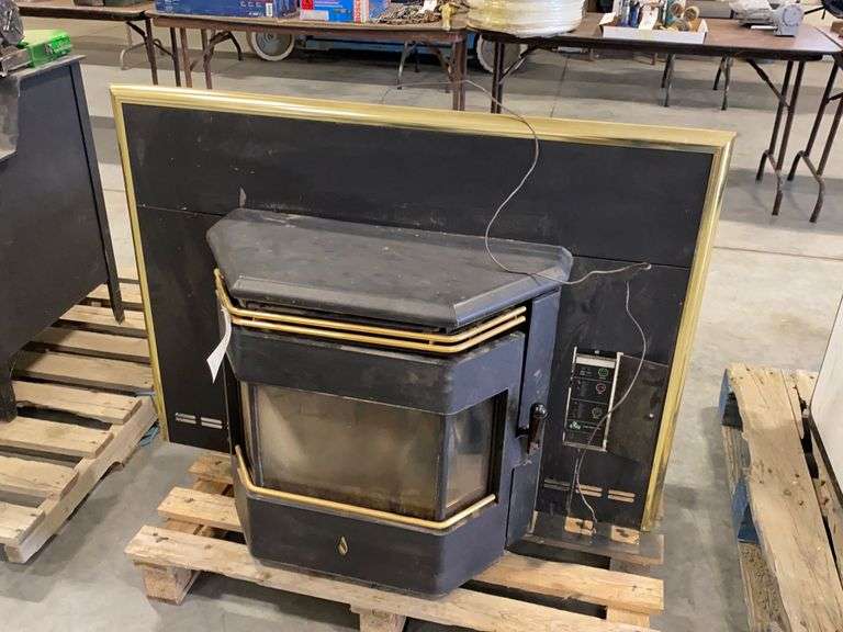 Lennox Profile 30 Pellet Stove Booker Auction Company