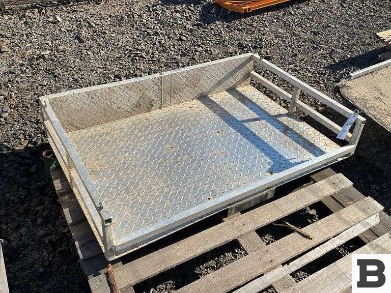 Aluminum Cargo Rack Booker Auction Company