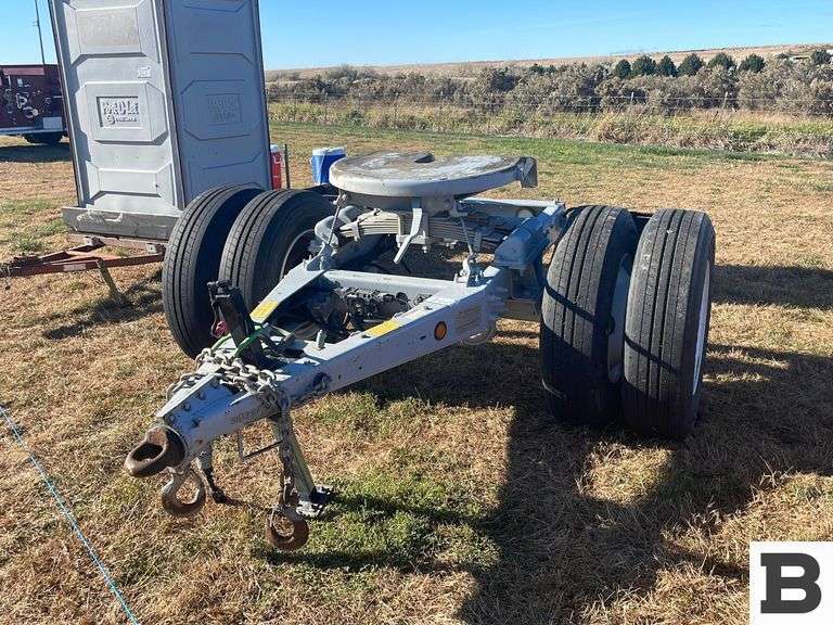 2016 Silver Eagle VAST20W Converter Dolly Booker Auction Company