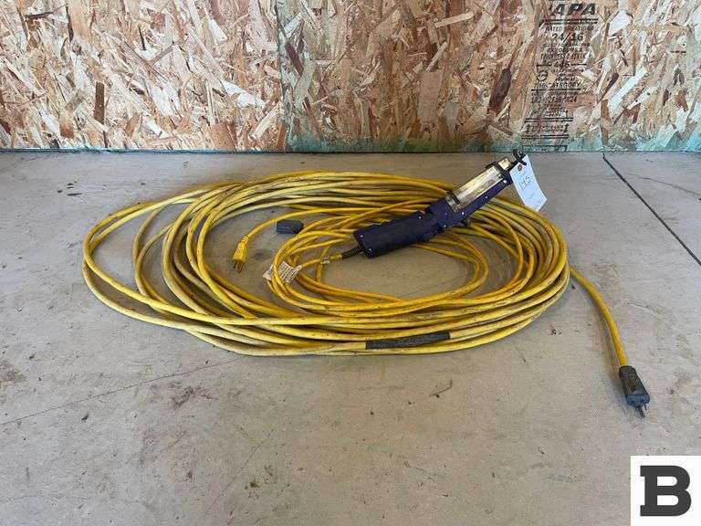 Extension Cord, Drop Light Booker Auction Company