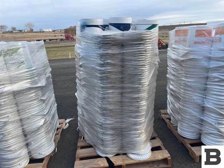 Plastic 5 Gallon Buckets Booker Auction Company