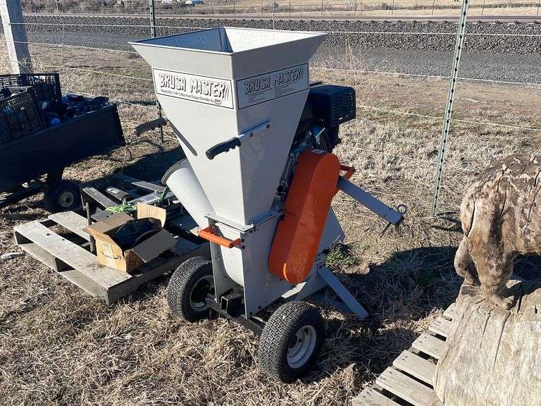 Brush Master CH3 Feed Chipper Shredder Booker Auction Company