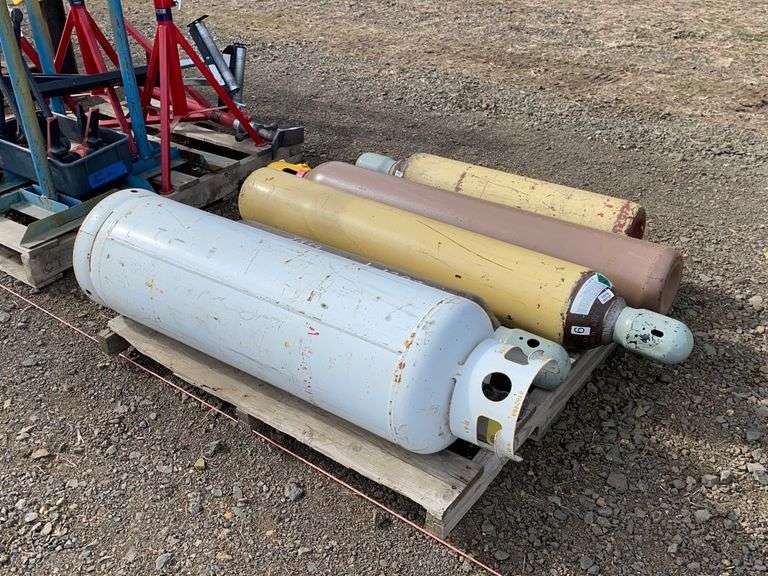 Welding Tanks Booker Auction Company