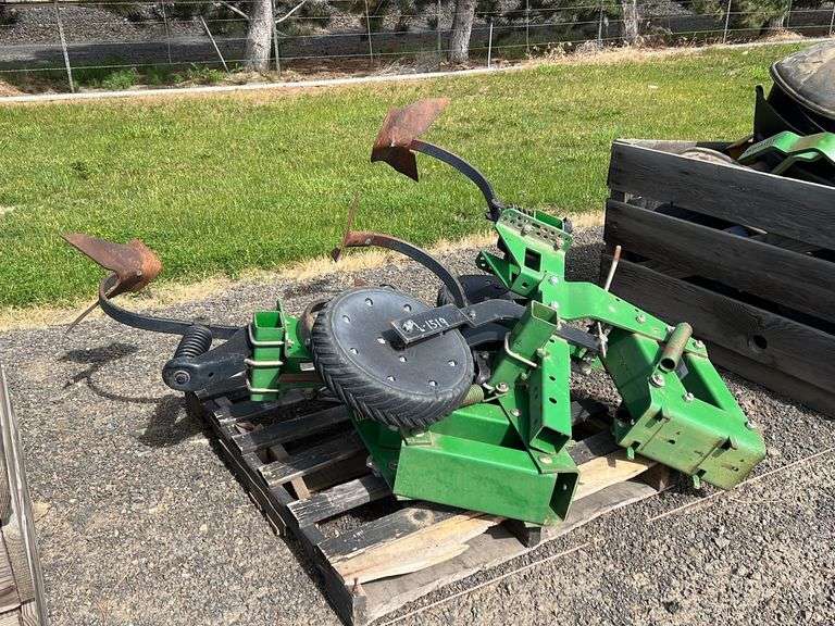John Deere Cultivator Shanks Booker Auction Company