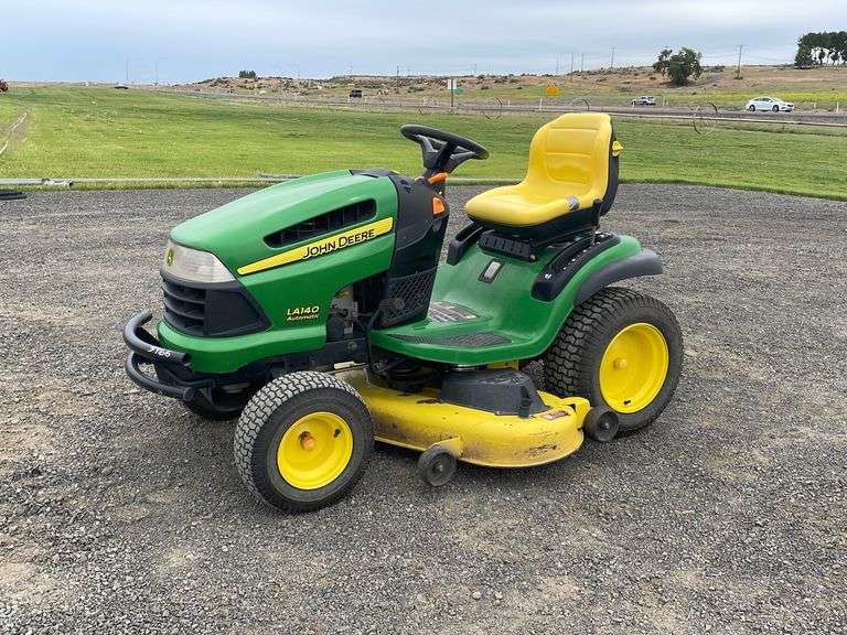 John Deere LA140 Lawn Mower Booker Auction Company
