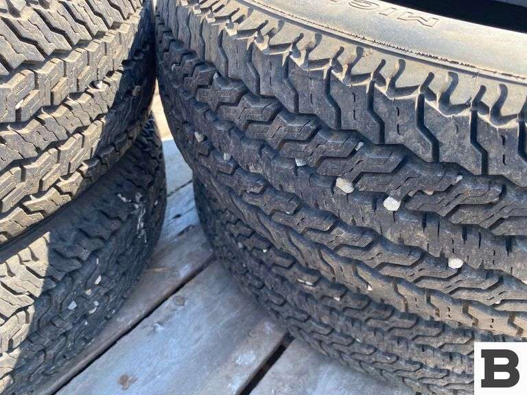 Michelin P205/75R14 Tires Booker Auction Company