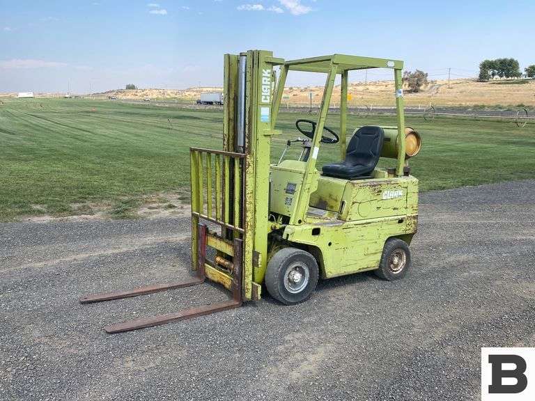 Clark C500Y25 Forklift Booker Auction Company