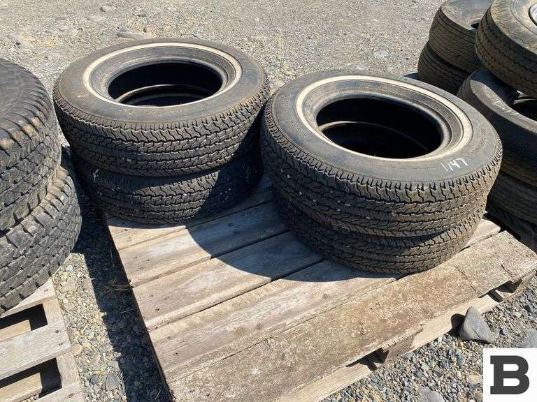 Michelin P205/75R14 Tires - Booker Auction Company